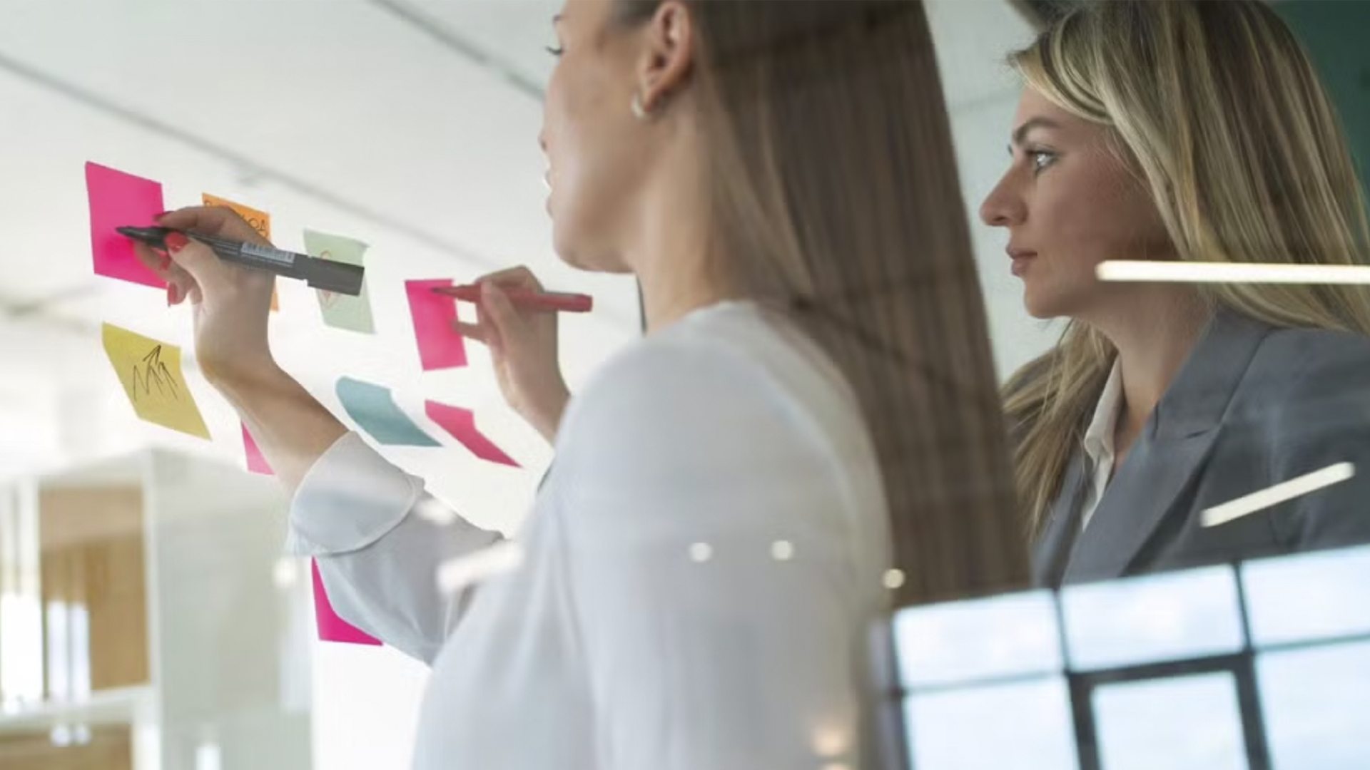 El acto revolucionario de la organización legal